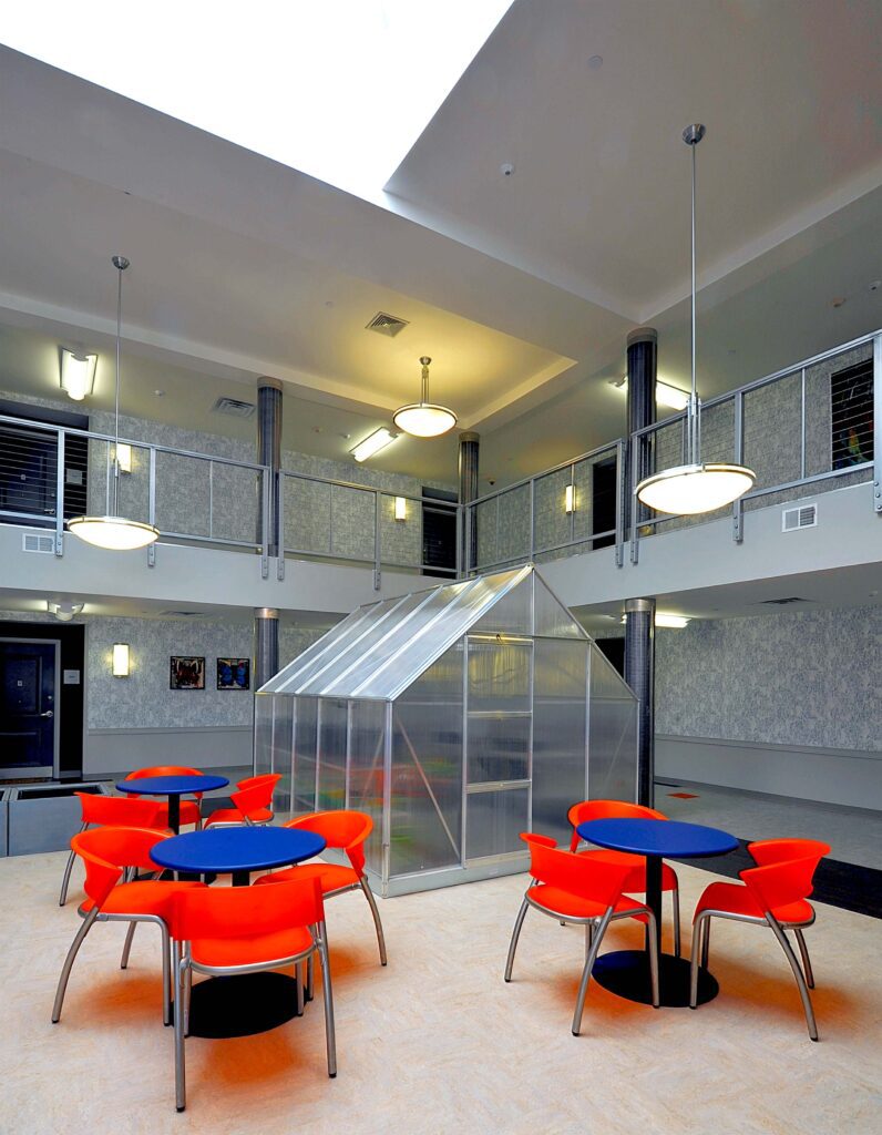 Clinton Avenue interior 1 min