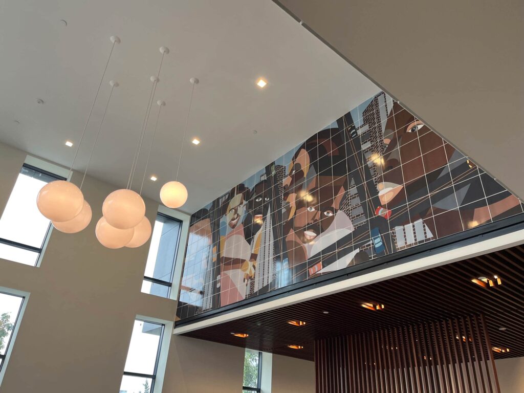 HELP ONE A interior 1 min